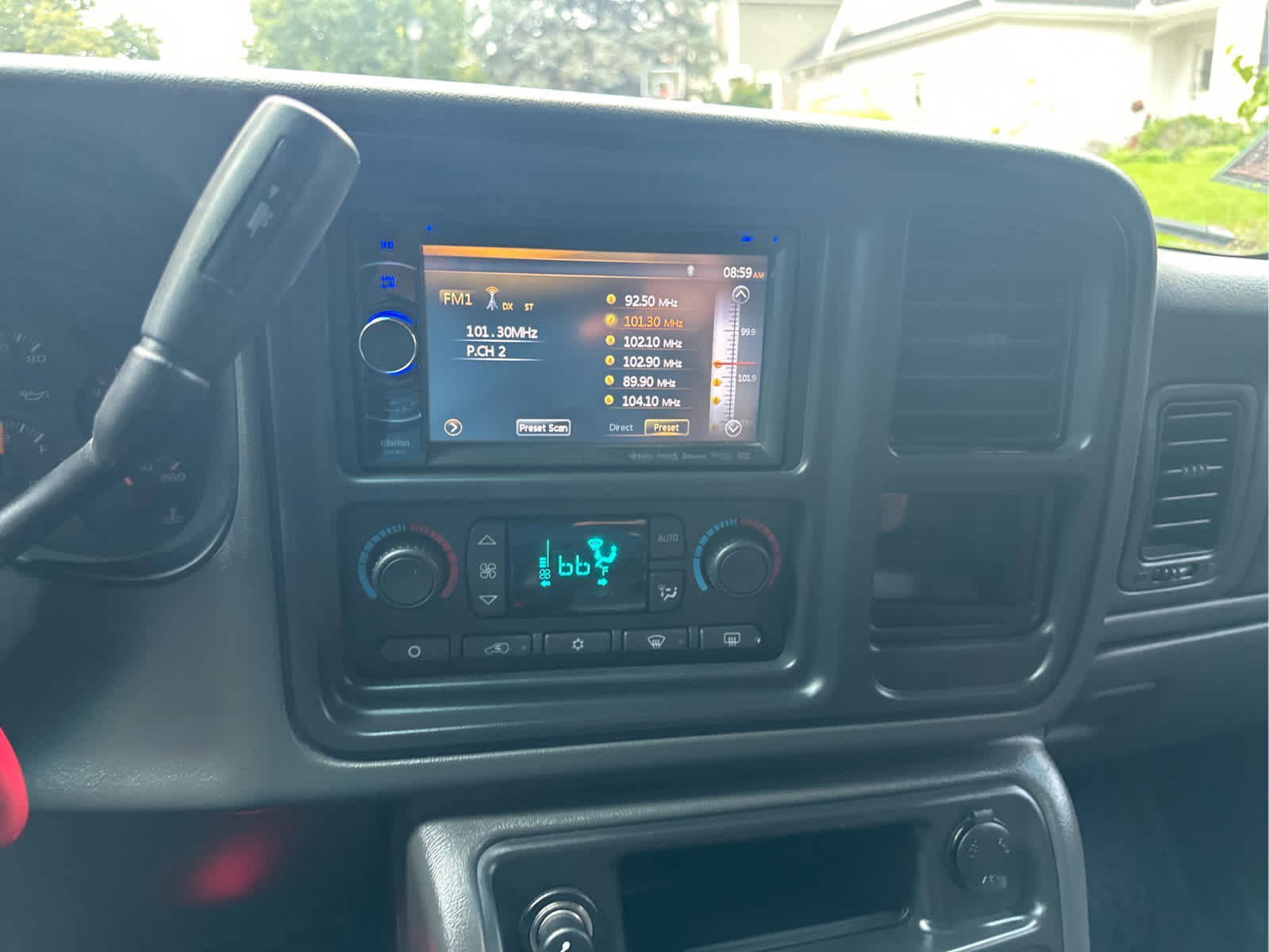 2004 Chevrolet Avalanche photo 7