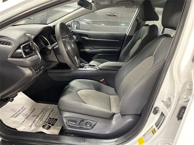 2023 Toyota Camry LE photo 11