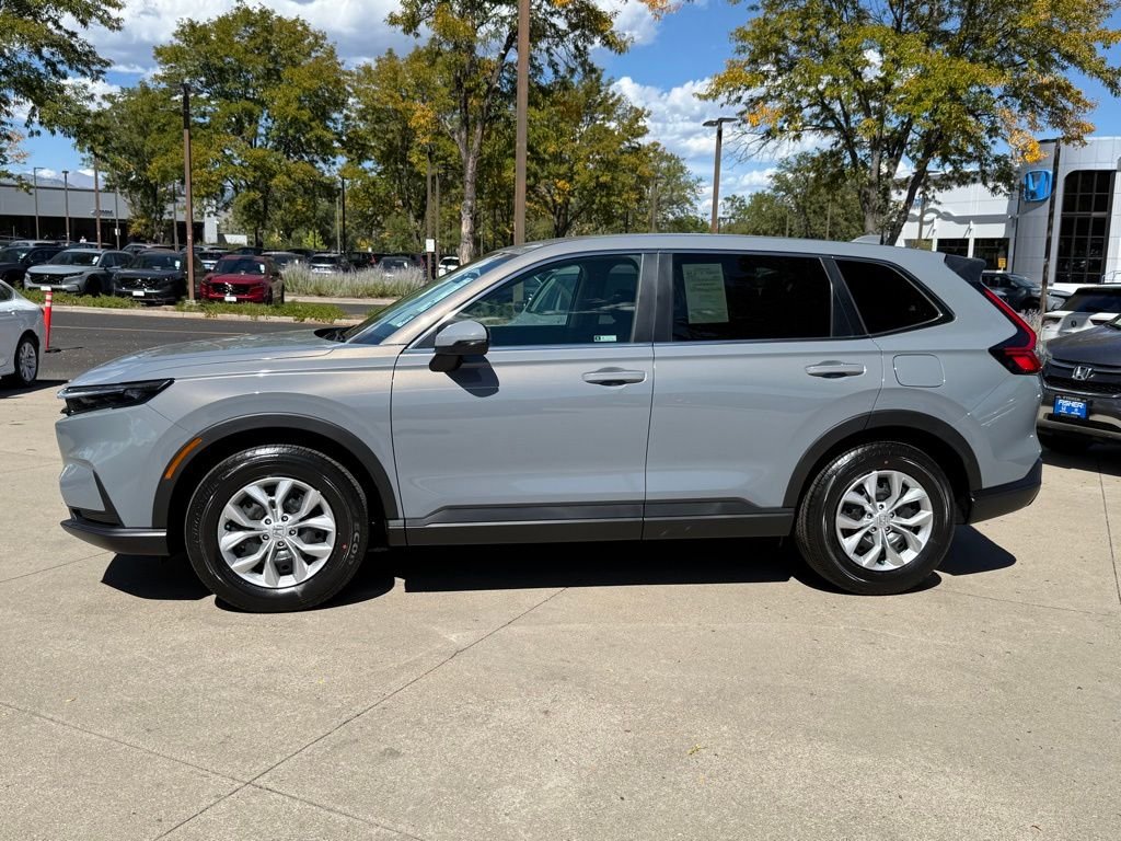 2025 Honda CR-V LX photo 2