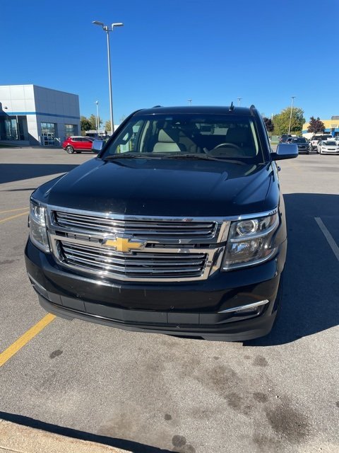 2016 Chevrolet Tahoe LTZ photo 2