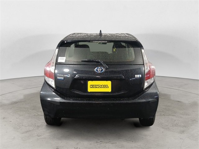 2016 Toyota Prius C photo 4