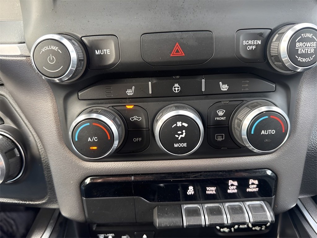 2019 Ram 1500 Big Horn Lone Star photo 16