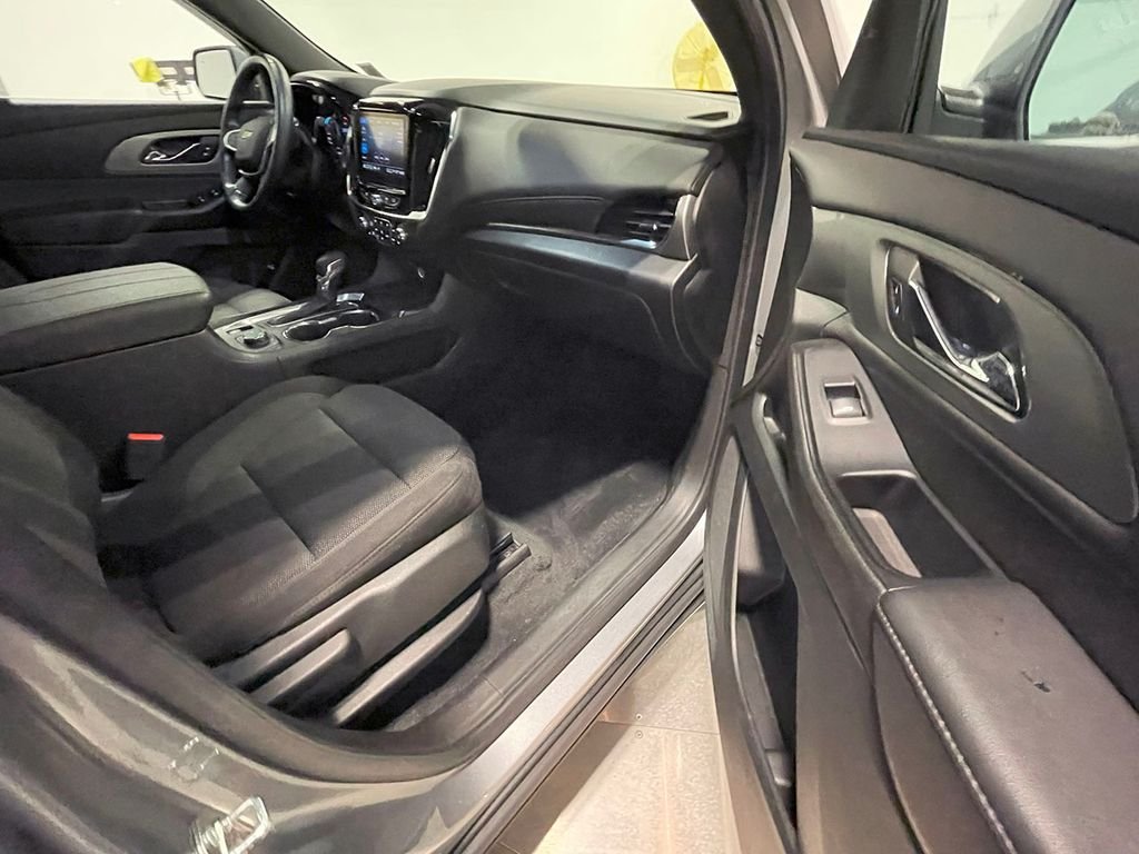 2023 Chevrolet Traverse photo 23