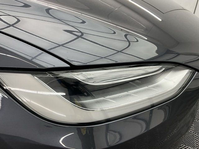2016 Tesla Model X 90D photo 25
