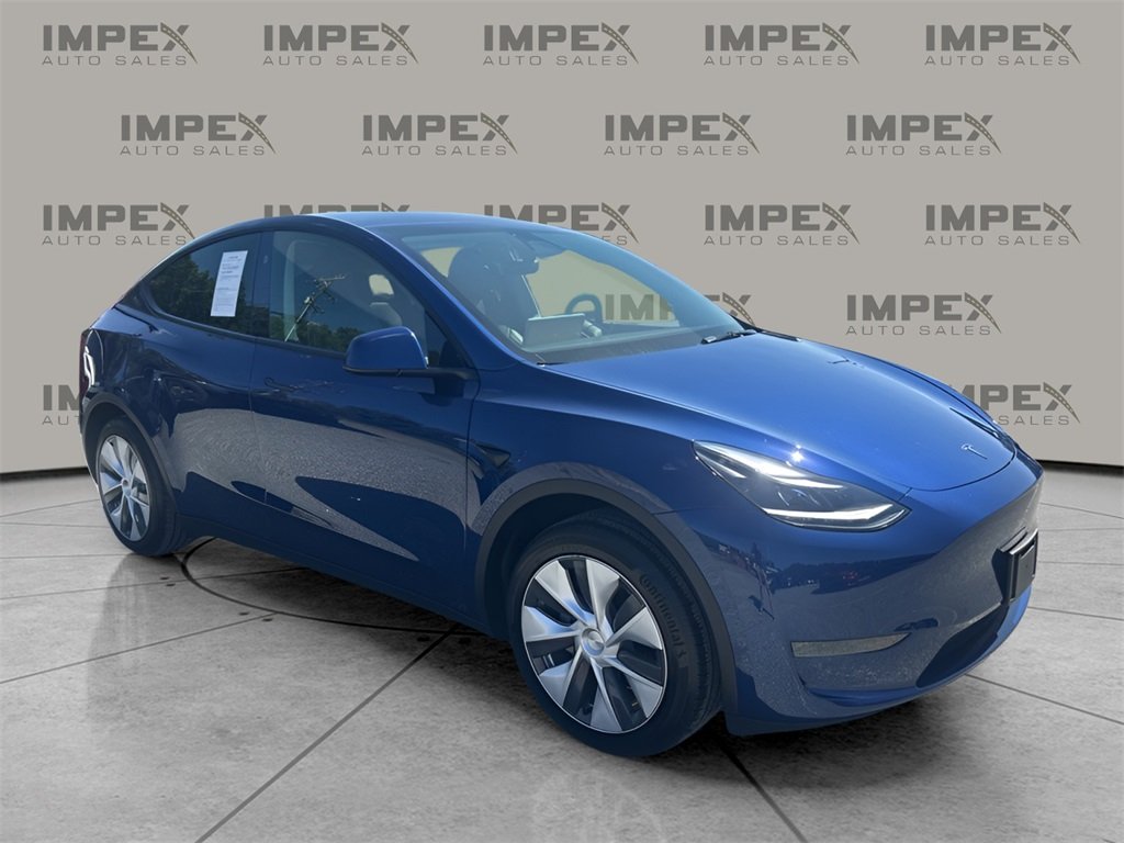 2024 Tesla Model Y Standard Range photo 7