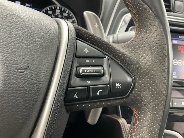 2022 Nissan Maxima SR photo 16