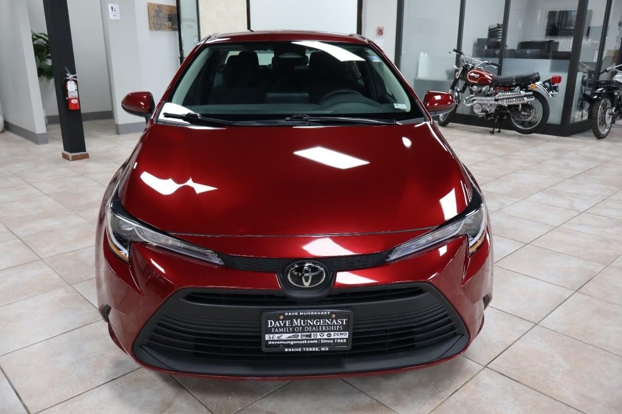2023 Toyota Corolla LE photo 8