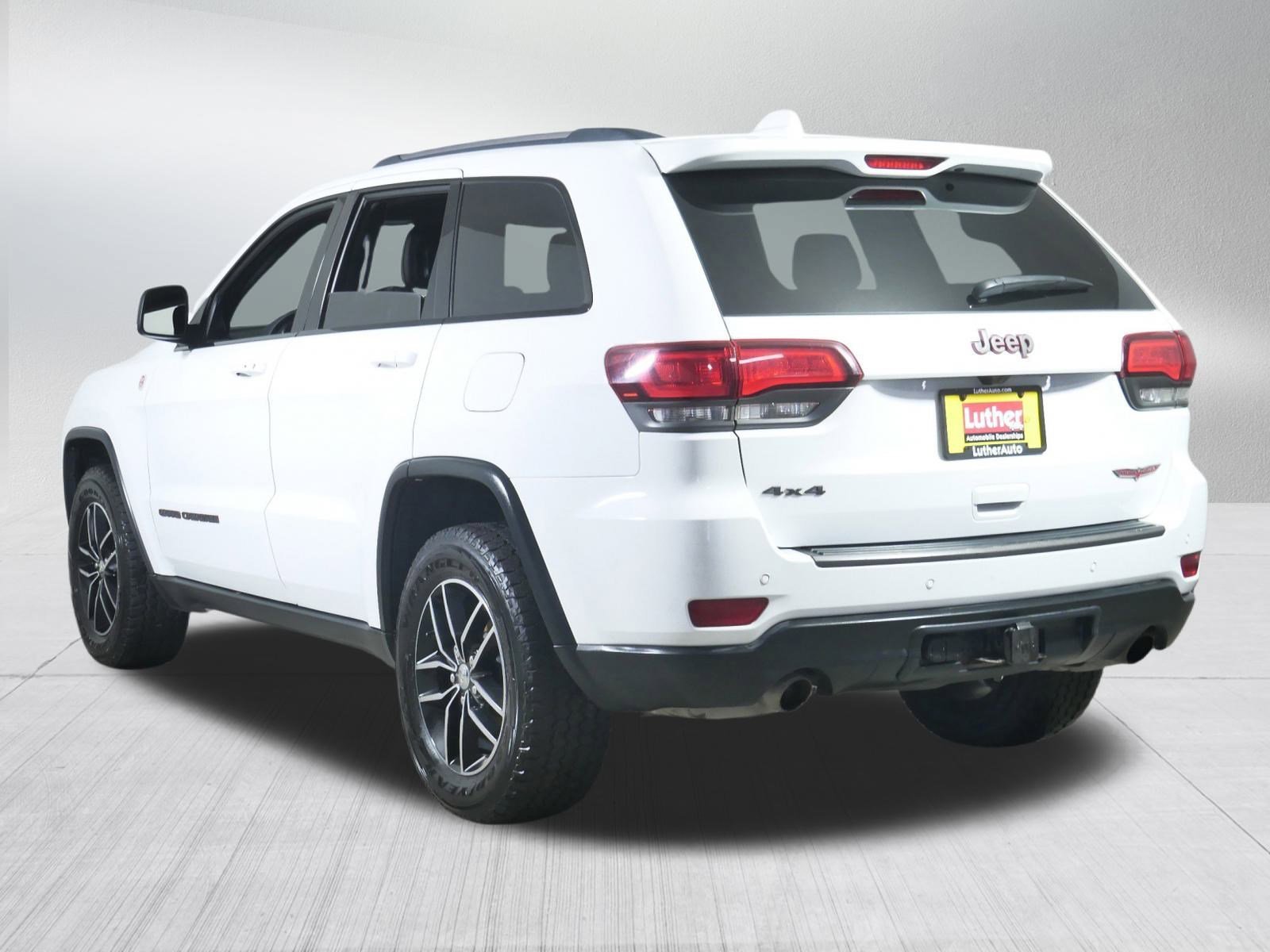 2017 Jeep Grand Cherokee Trailhawk photo 5