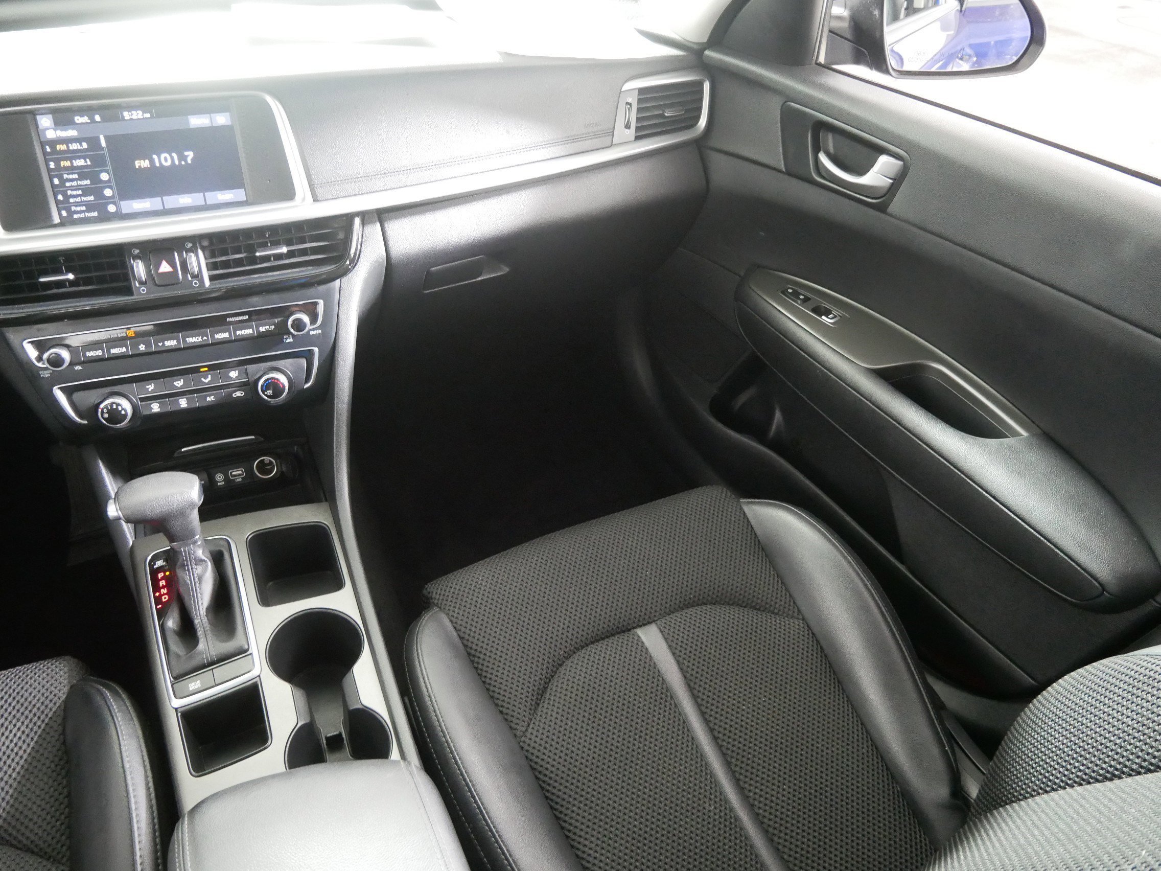 2020 Kia Optima S photo 11