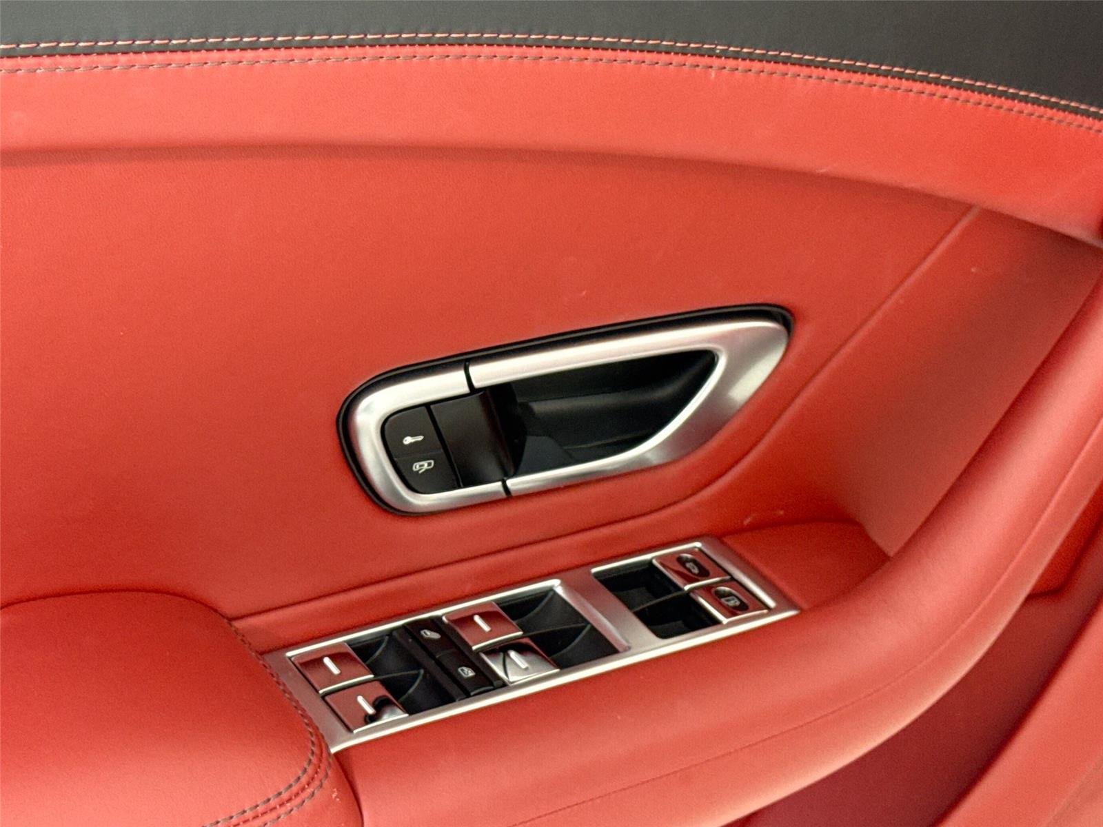 2016 Bentley Continental GT V8 photo 12