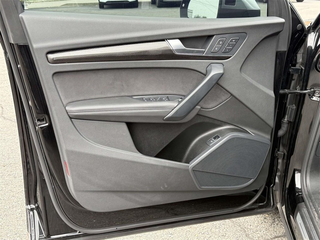 2022 Audi SQ5 Premium Plus photo 26