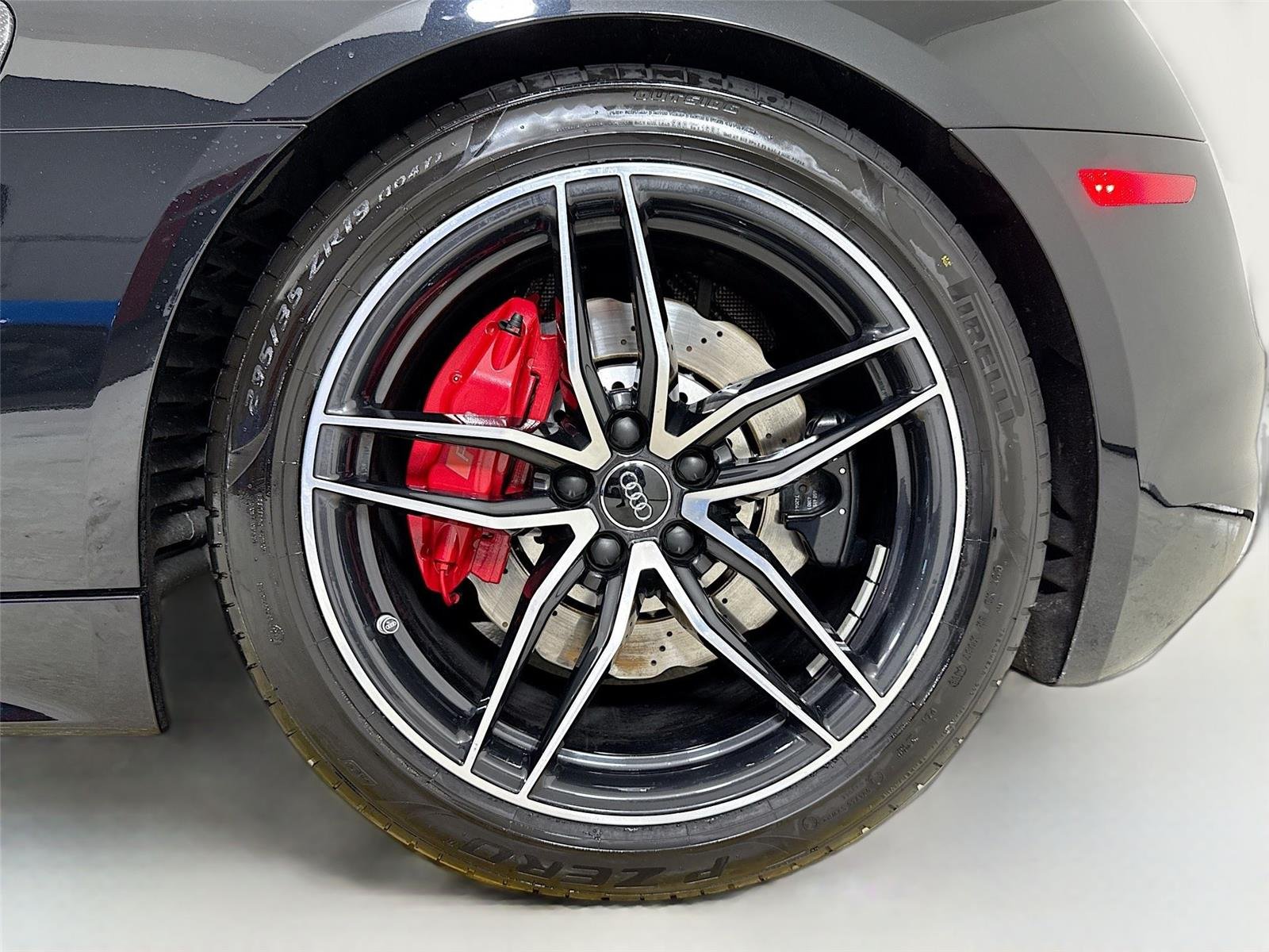 2017 Audi R8 Coupe V10 photo 31