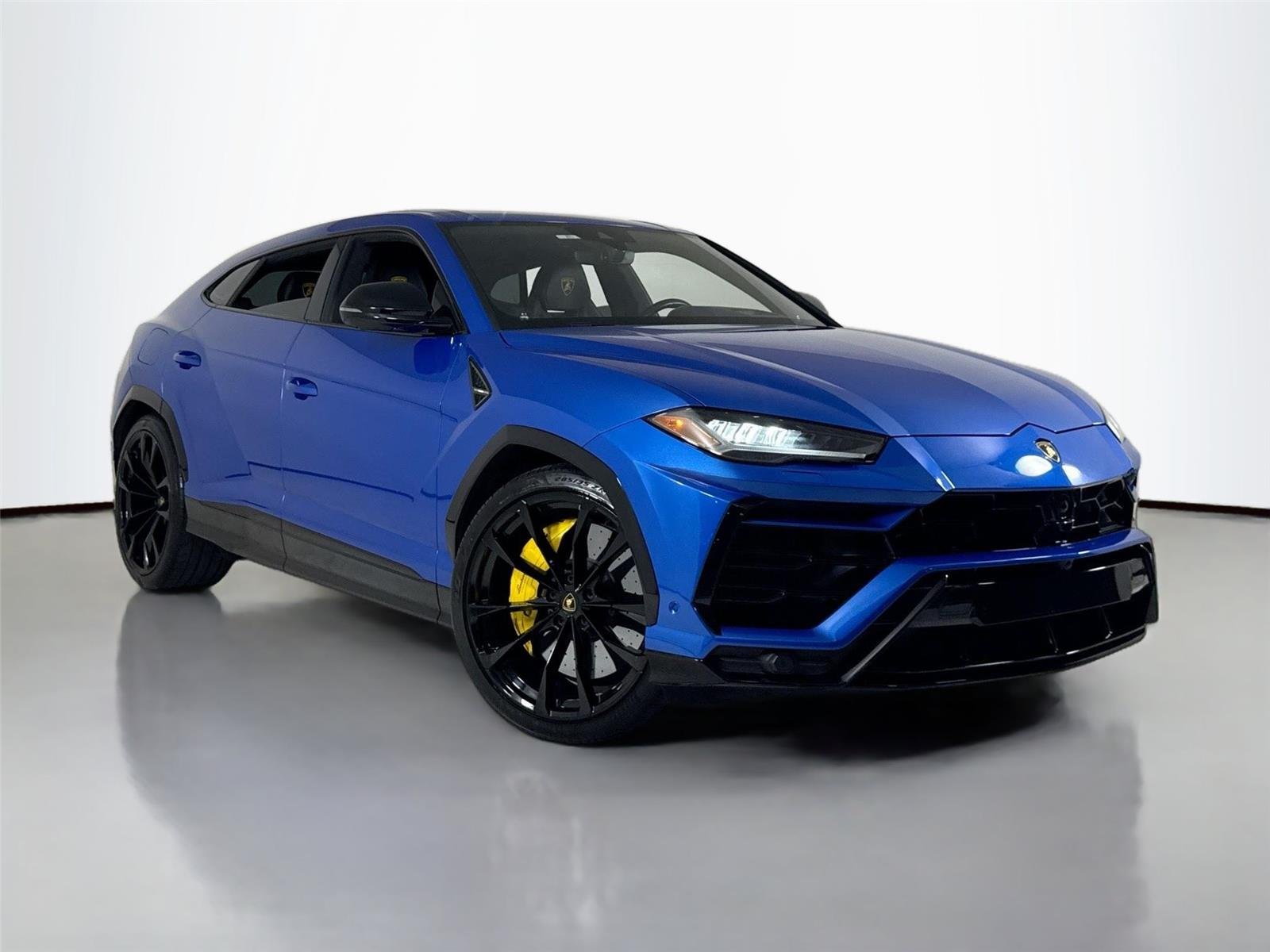 2022 Lamborghini Urus photo 39