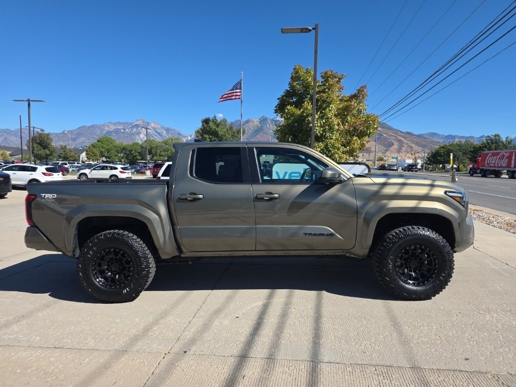 2024 Toyota Tacoma TRD Sport photo 3