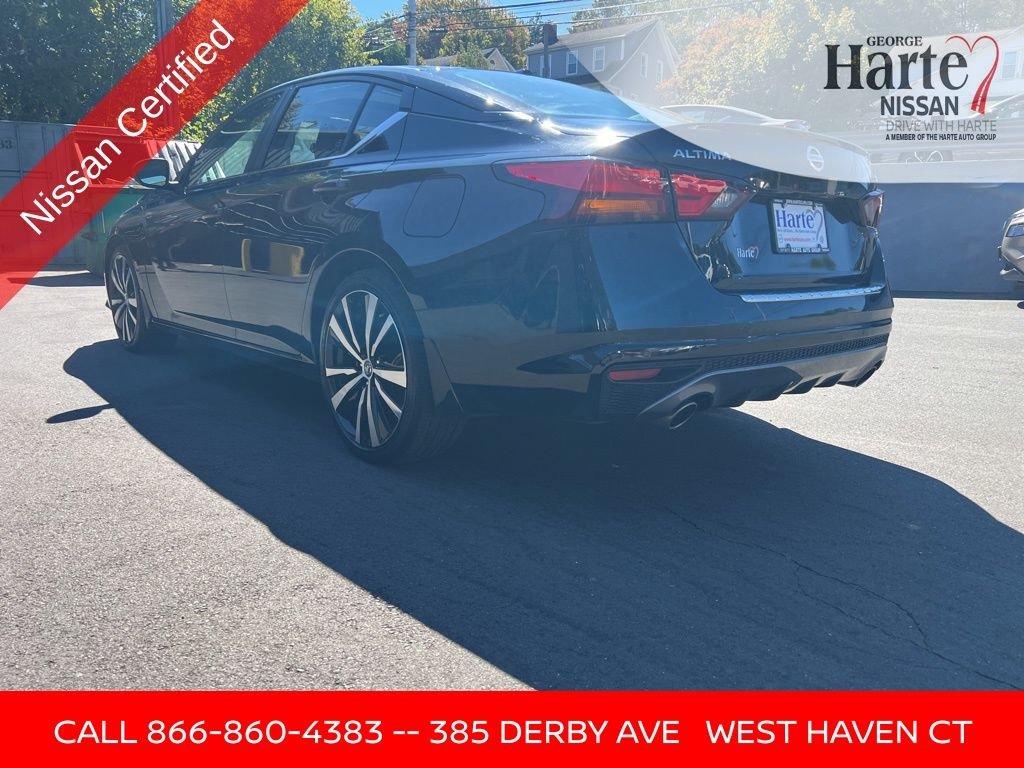 2021 Nissan Altima 2.5 SR photo 2