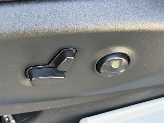 2023 Chrysler Pacifica Hybrid Touring L photo 26