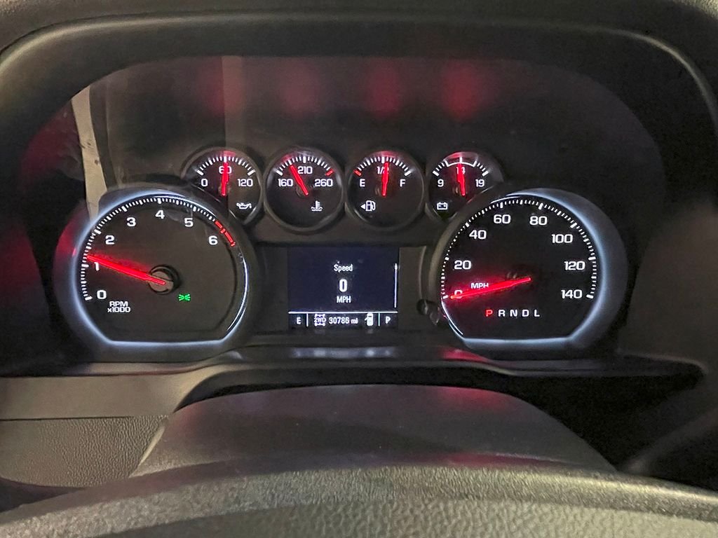 2021 Chevrolet Silverado 1500 Custom photo 4