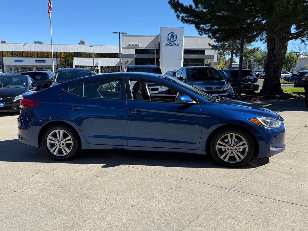 2017 Hyundai Elantra SE photo 5