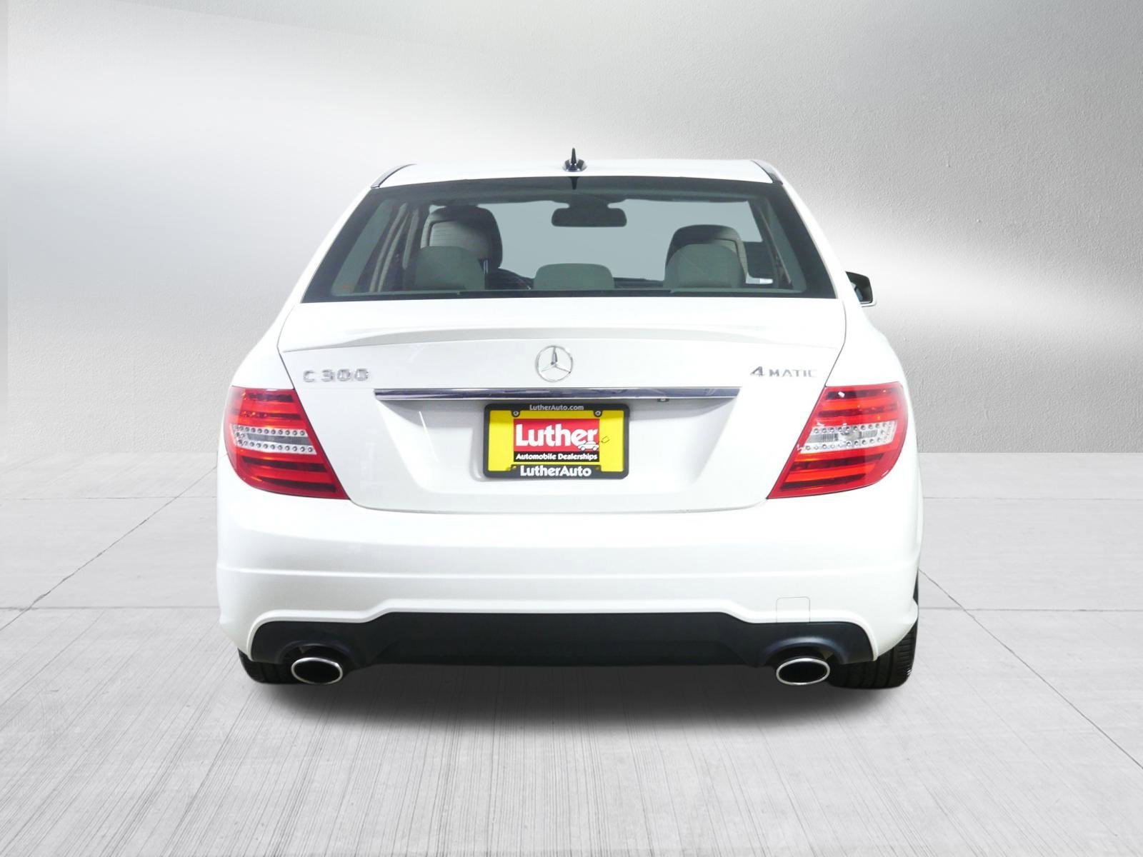 2012 Mercedes Benz C 300 Luxury photo 6