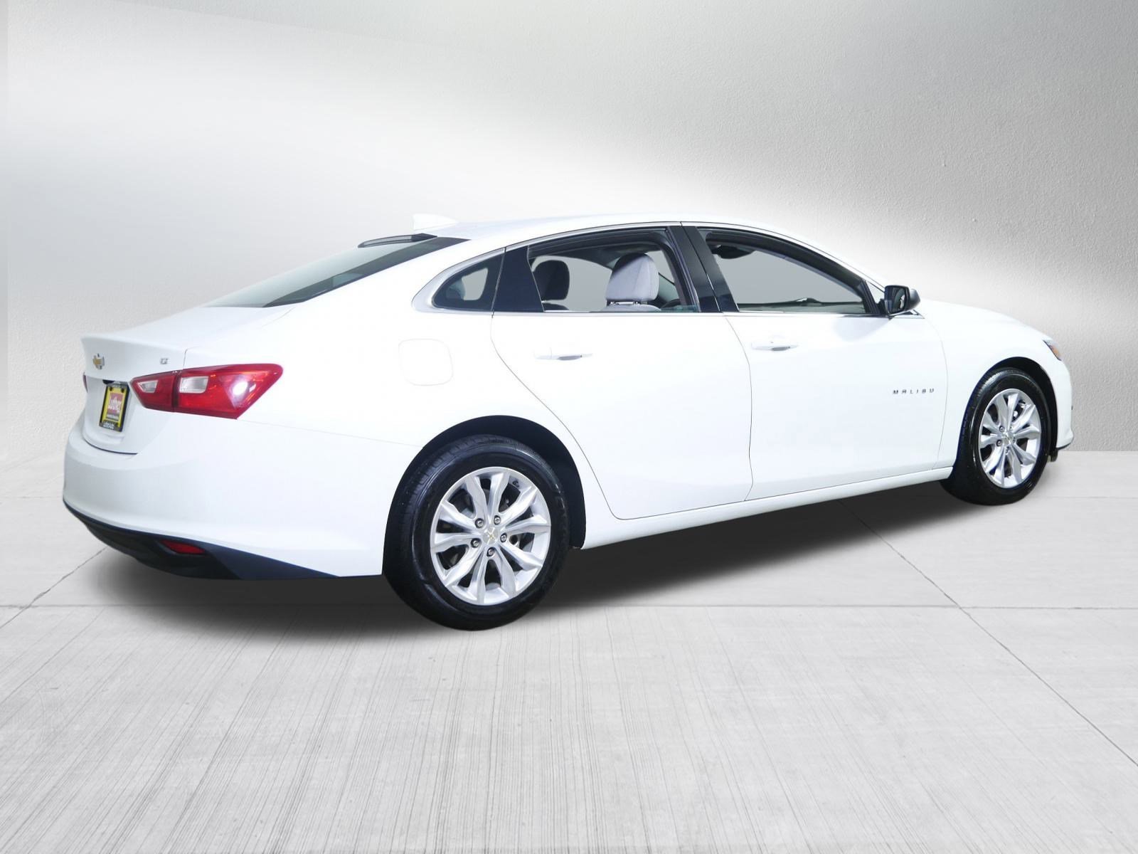 2023 Chevrolet Malibu 1LT photo 7