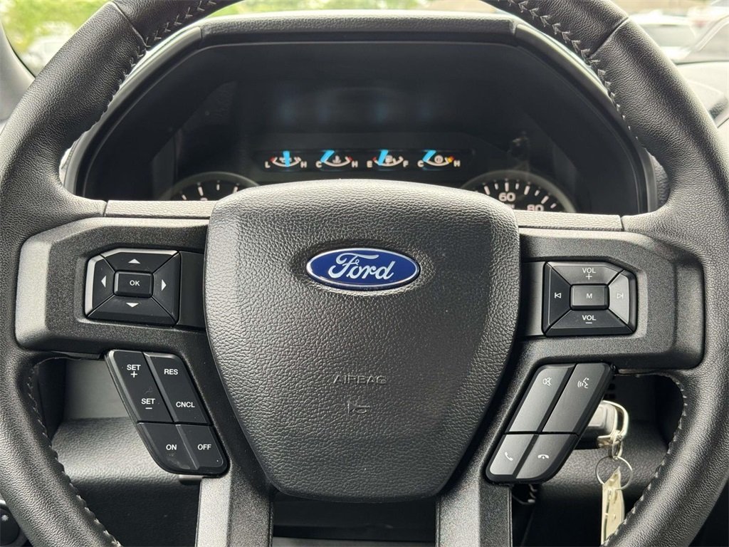 2019 Ford F-150 XLT photo 16
