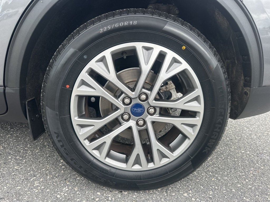 2022 Ford Escape SEL photo 29