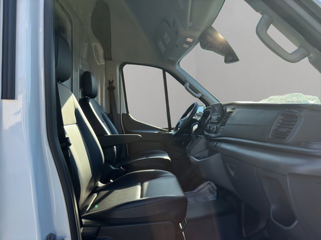 2025 Ford Transit Cargo Van photo 15