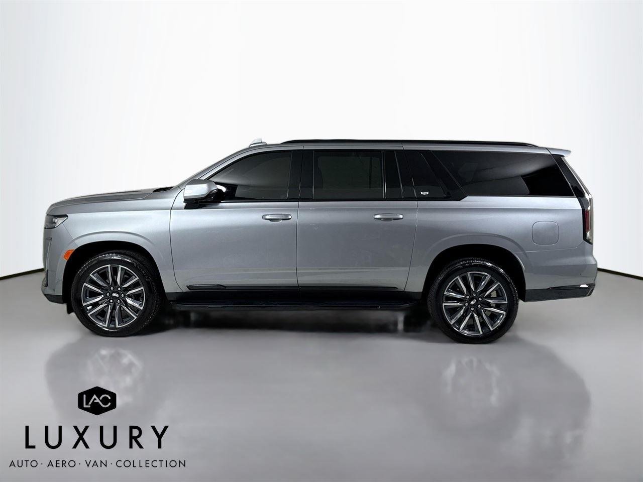 2024 Cadillac Escalade ESV Sport photo 6