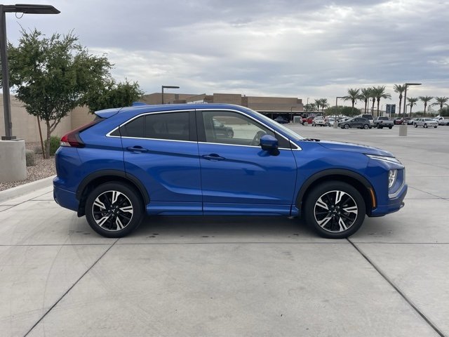 2023 Mitsubishi Eclipse Cross SEL photo 2