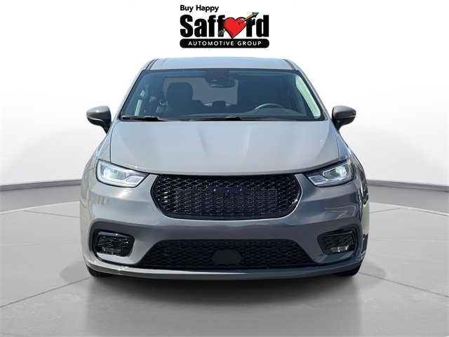 2023 Chrysler Pacifica Hybrid Touring L photo 7