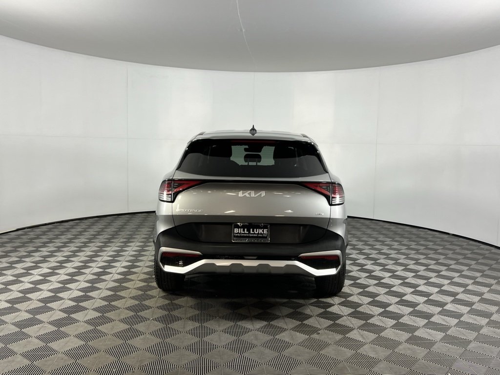 2023 Kia Sportage Hybrid LX photo 3