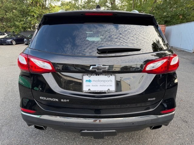 2020 Chevrolet Equinox LT photo 2