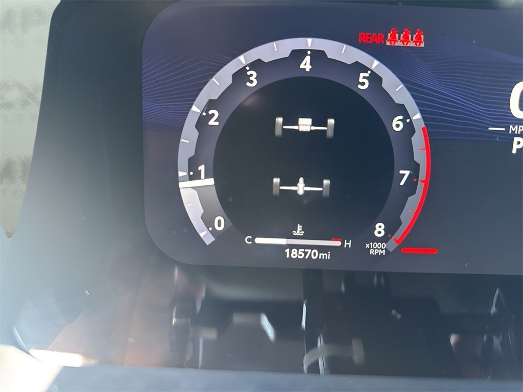 2025 Toyota Tacoma TRD Off-Road photo 21