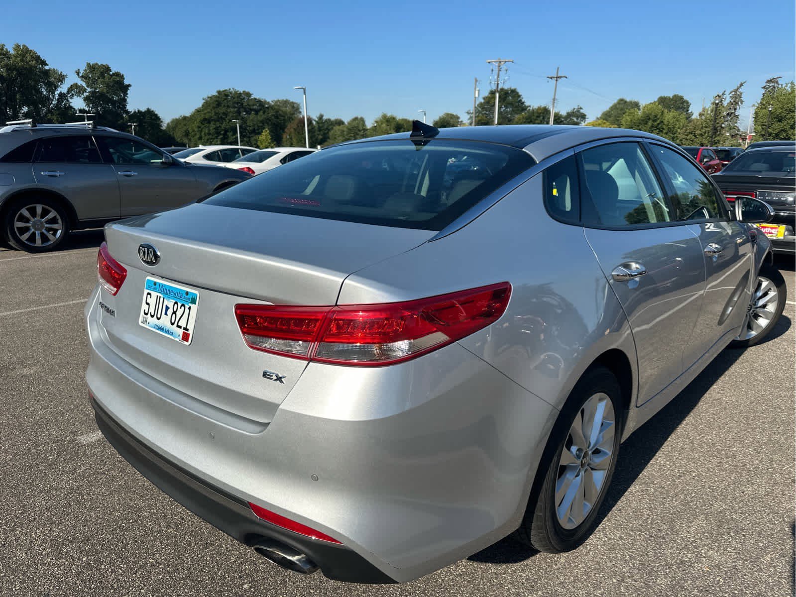 2018 Kia Optima EX photo 3
