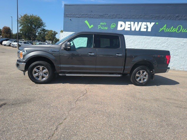 2019 Ford F-150 XLT photo 2