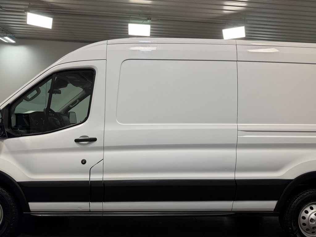 2020 Ford Transit photo 35