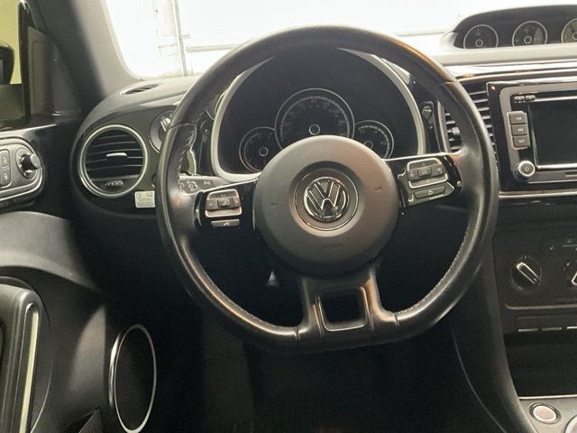 2014 Volkswagen Beetle TDI photo 6