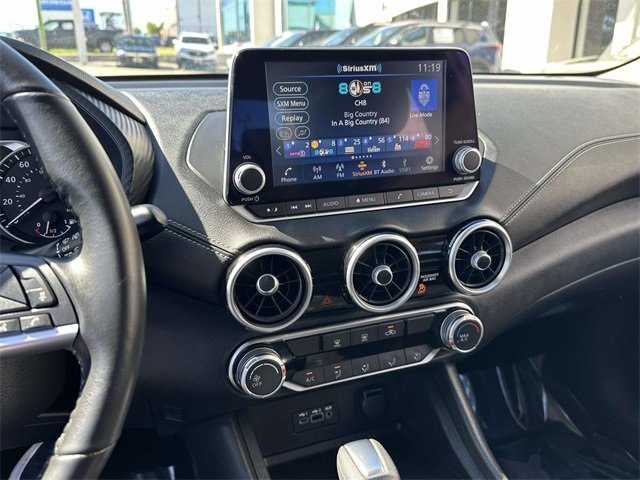 2022 Nissan Sentra SV photo 16