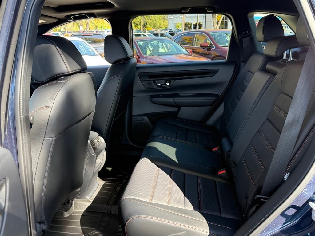 2025 Honda CR-V Hybrid Sport-L photo 14