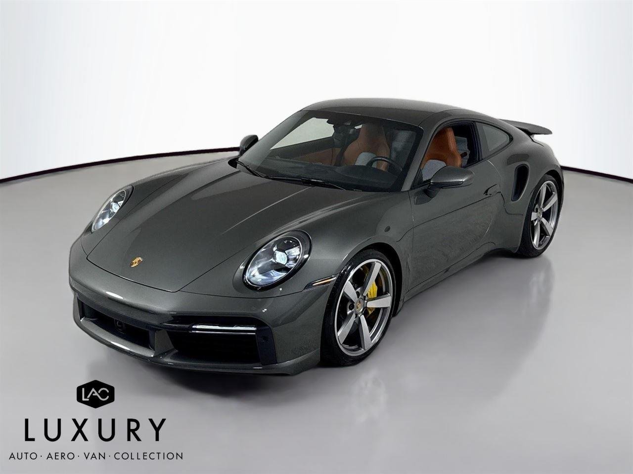 2024 Porsche 911 Turbo Sport Classic photo 2