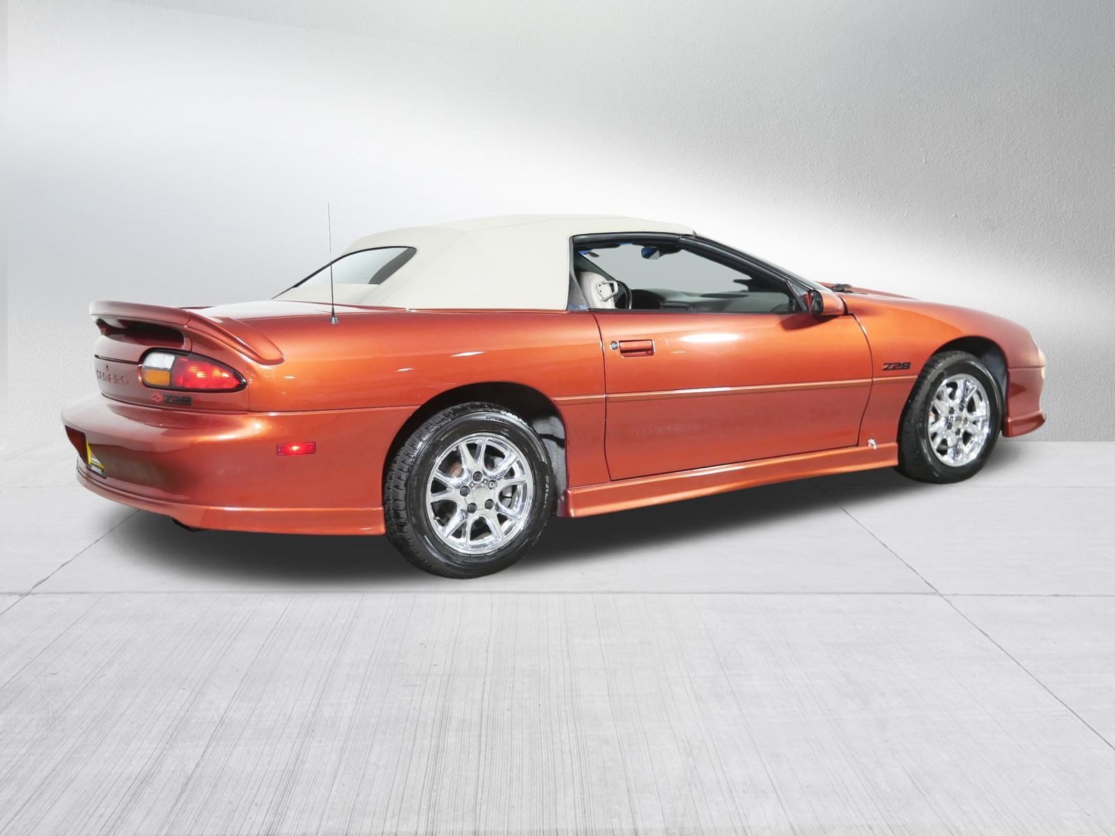 2002 Chevrolet Camaro Sport Coupe photo 7