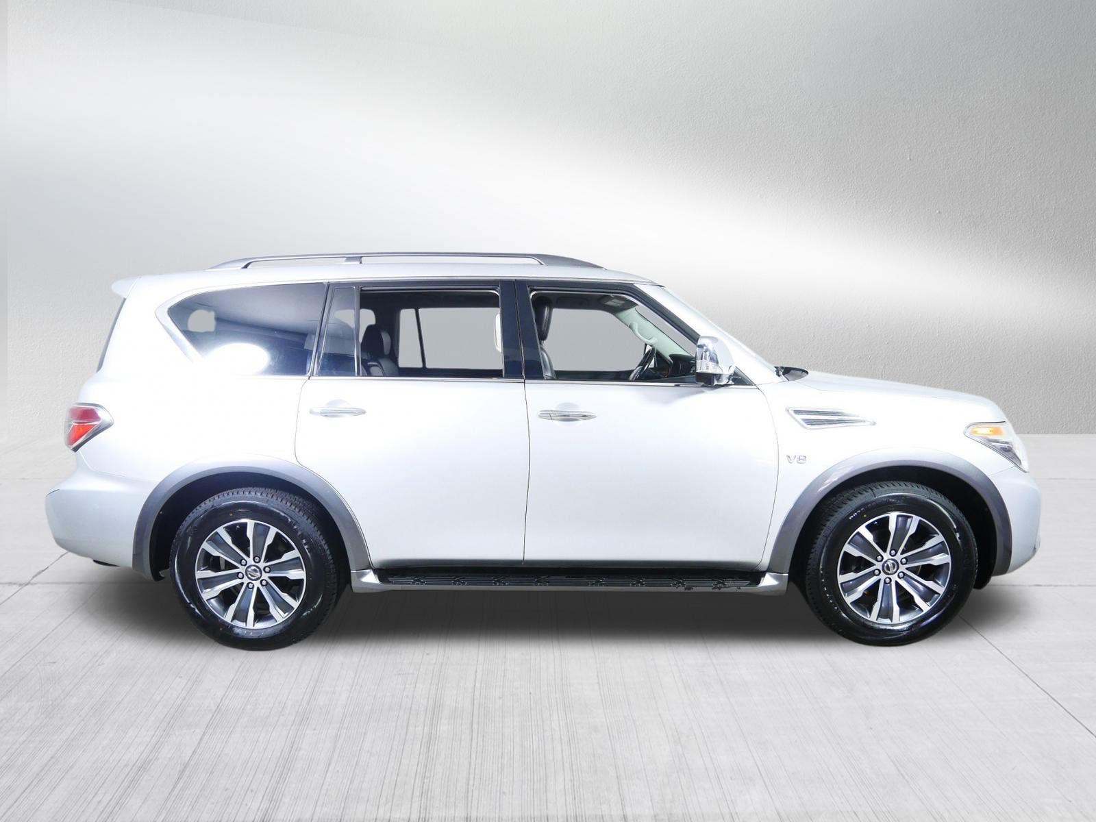 2019 Nissan Armada SL photo 8