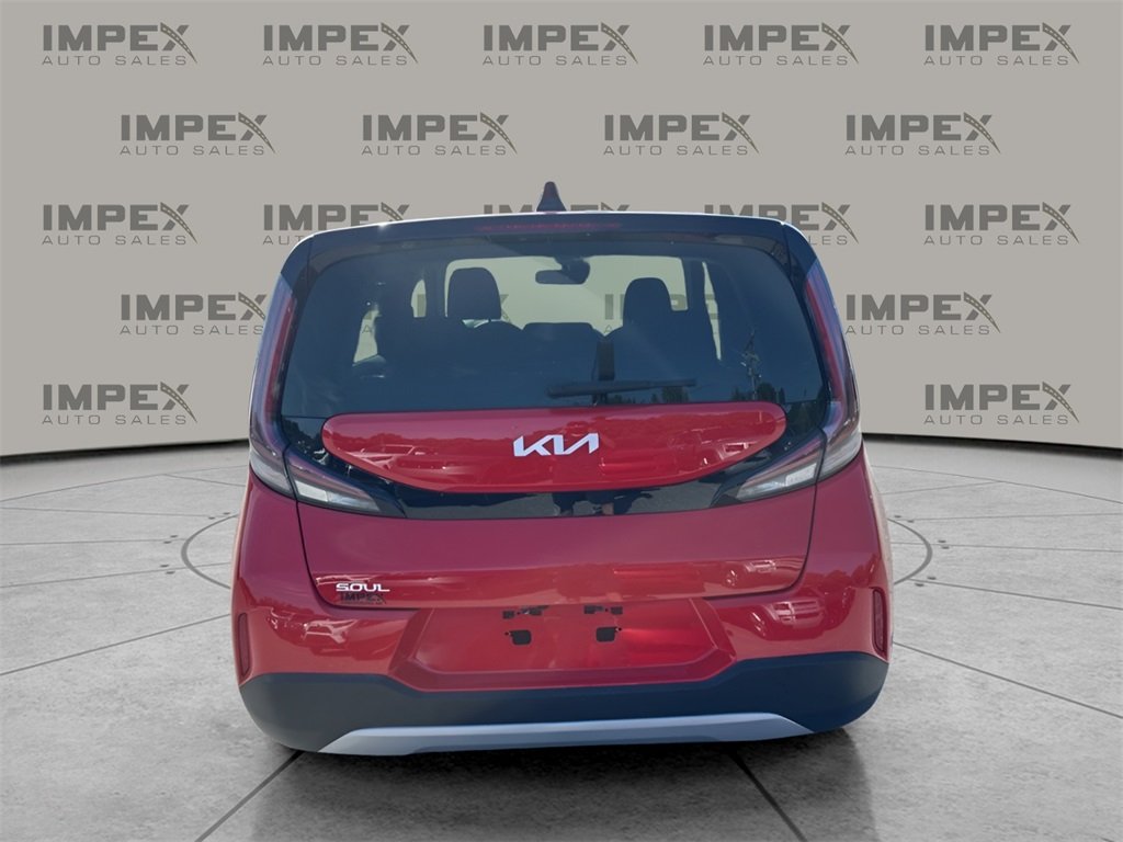 2024 Kia Soul LX photo 4
