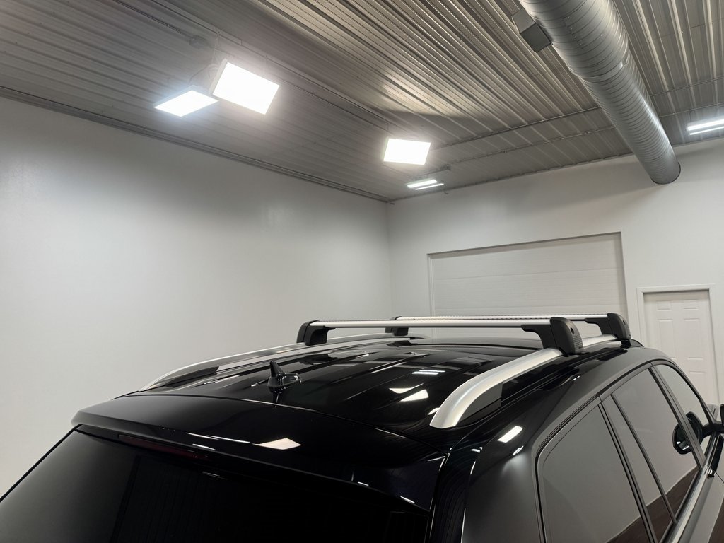2023 Volkswagen Atlas SEL photo 40