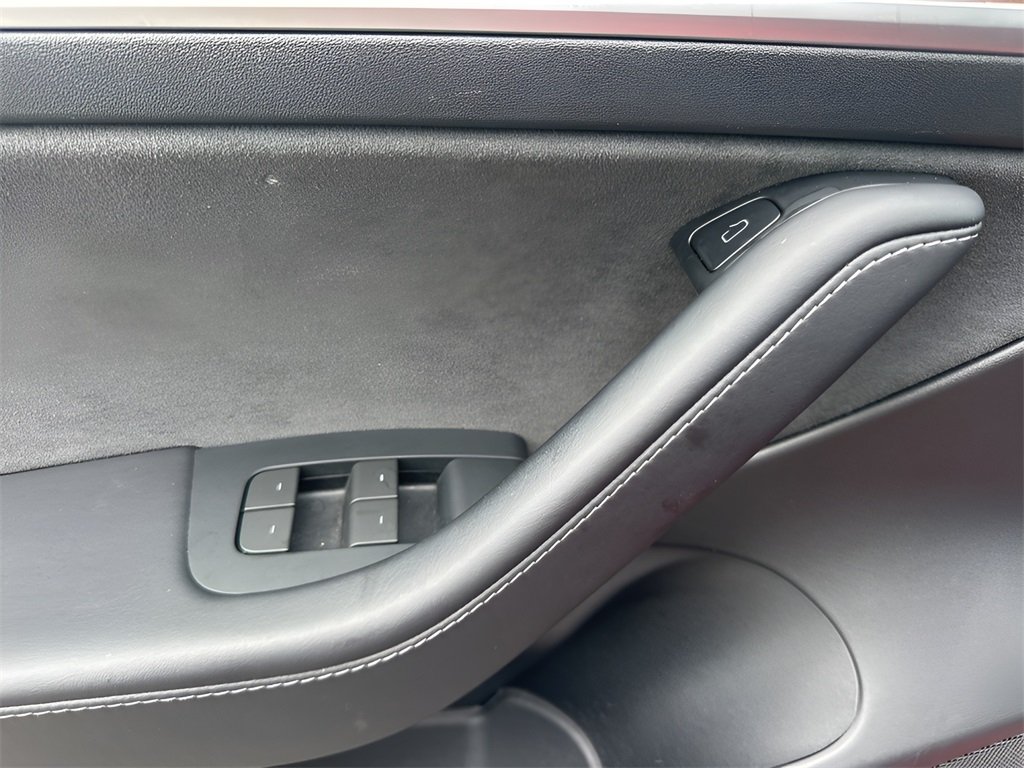 2023 Tesla Model 3 Performance photo 23