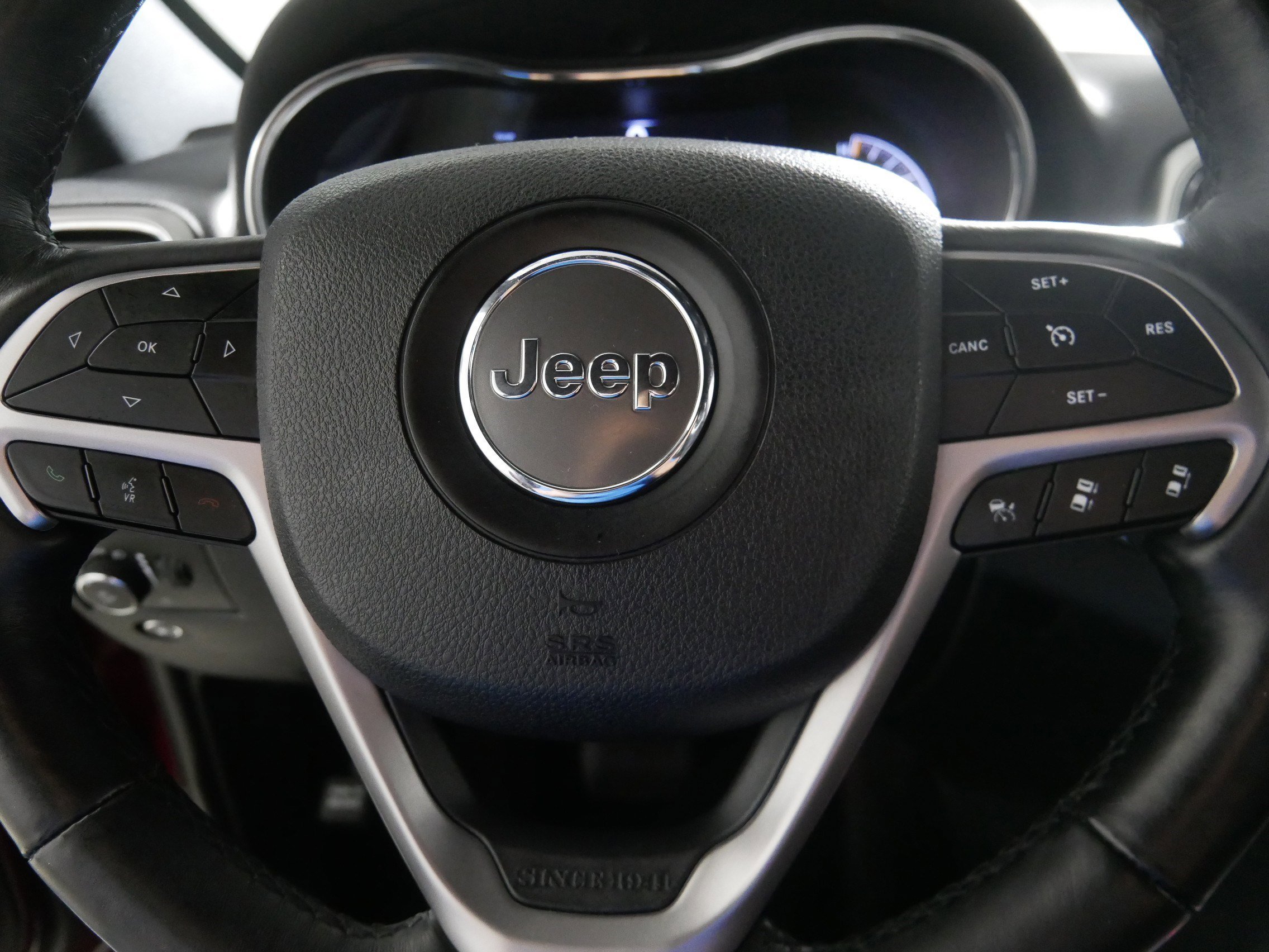 2018 Jeep Grand Cherokee Limited photo 24