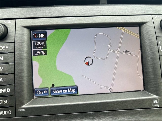 2013 Toyota Prius Four photo 15