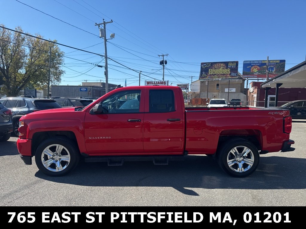 2018 Chevrolet Silverado 1500 Custom photo 4