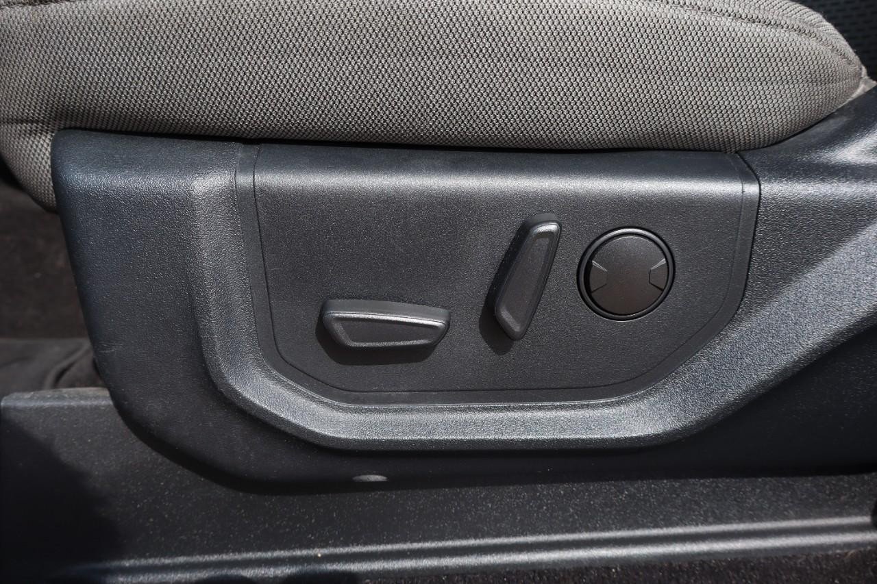 2019 Ford F-150 XLT photo 9