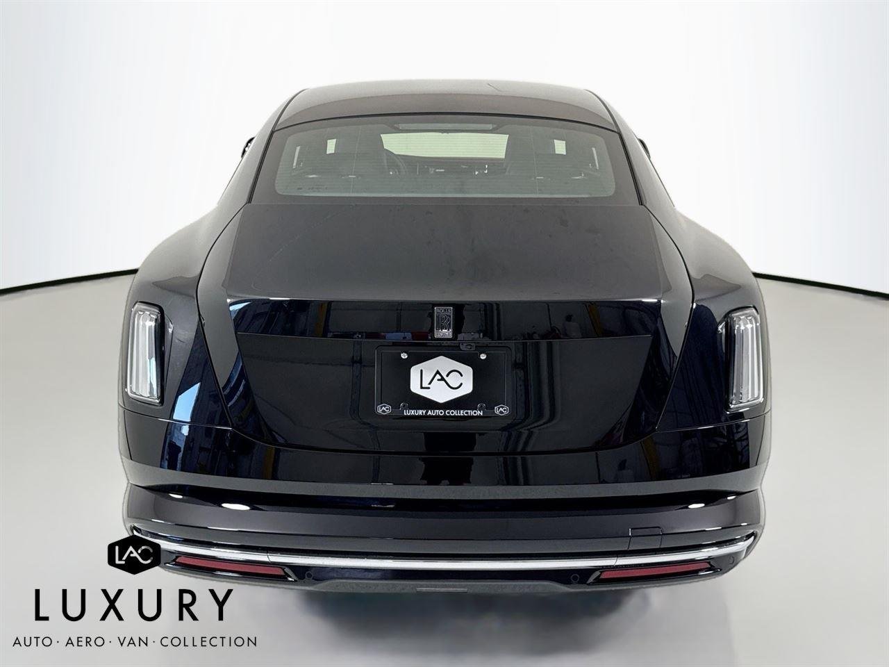 2024 Rolls Royce Spectre photo 6